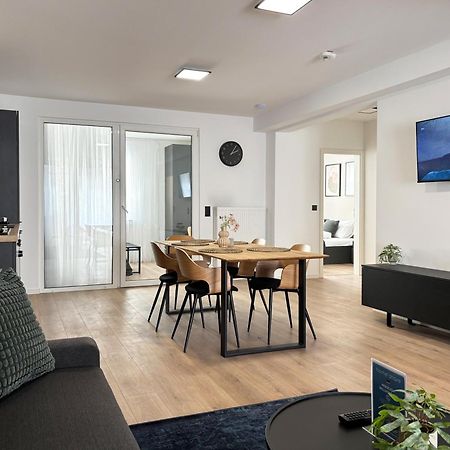 Central Bonn Apartments I Private Parking I Home2Share Екстер'єр фото