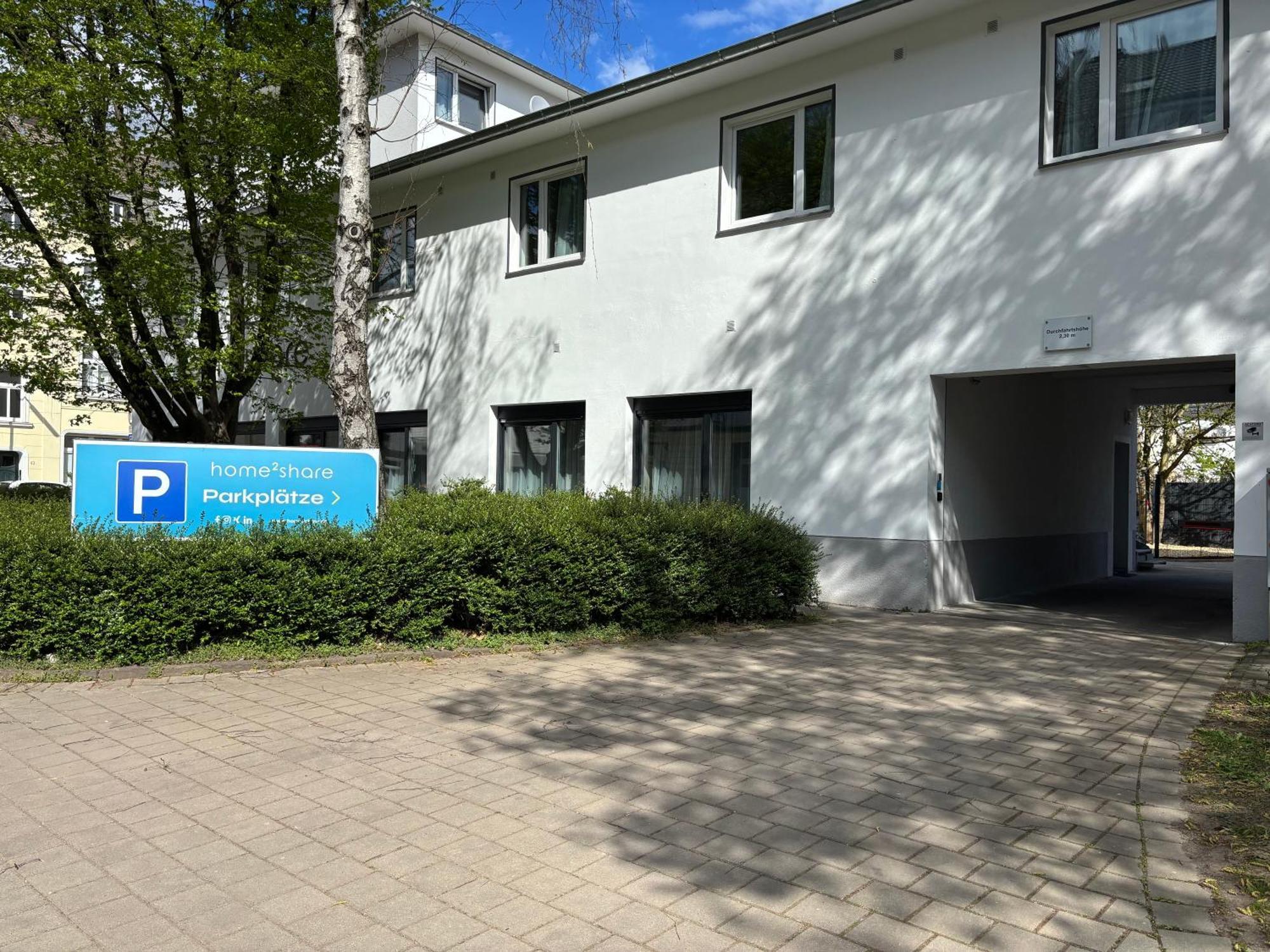 Central Bonn Apartments I Private Parking I Home2Share Екстер'єр фото